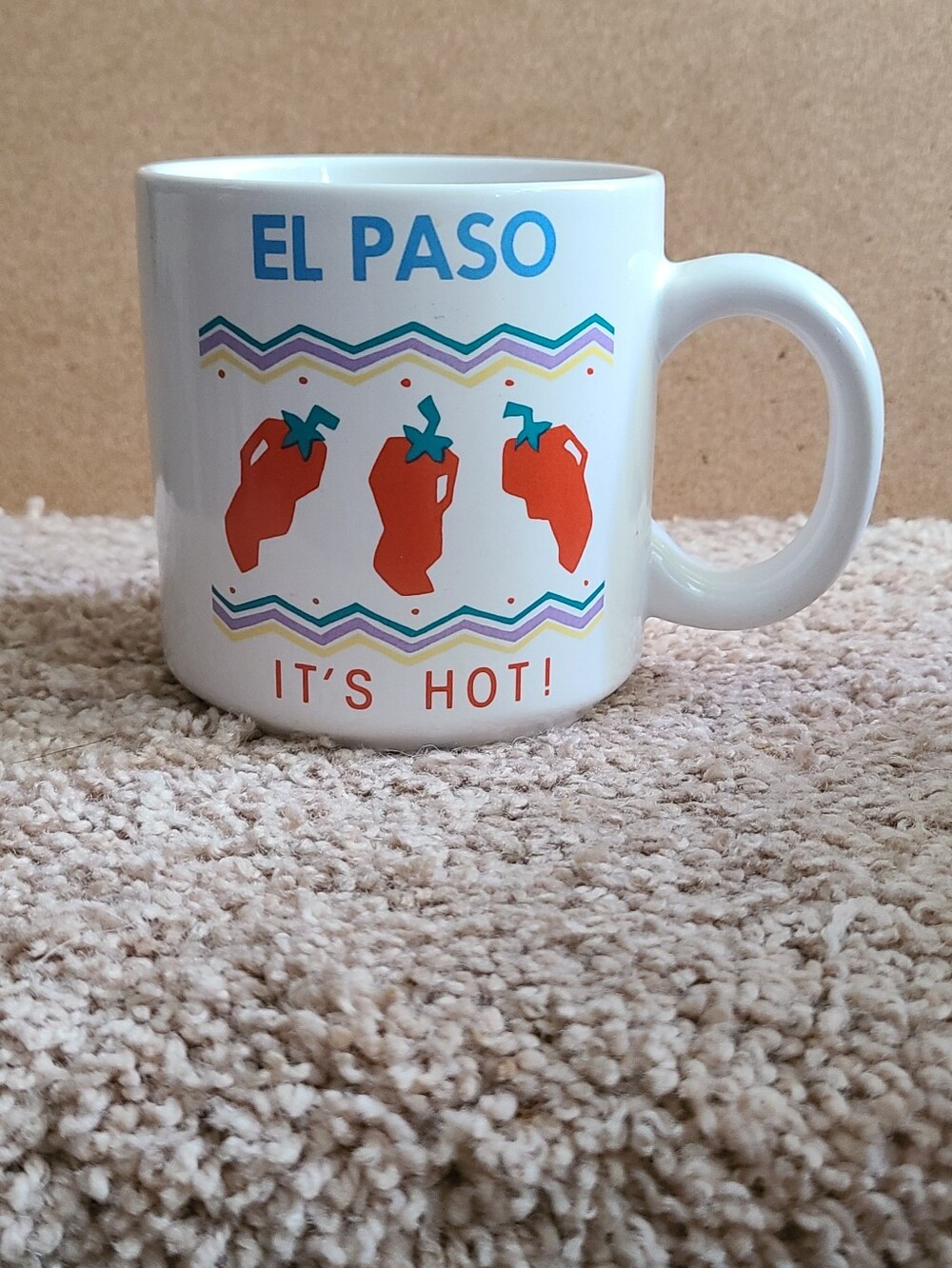 Vintage El Paso Texas "It's Hot!" White Ceramic Mug